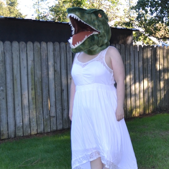 torrid Dresses & Skirts - Torrid 3X White Hi-Lo Maxi Dress with Lace